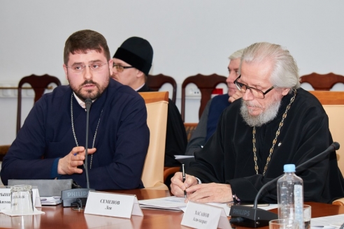 Иерей Антоний Скрынник и протоиерей Лев Семенов, 28 марта 2018 года